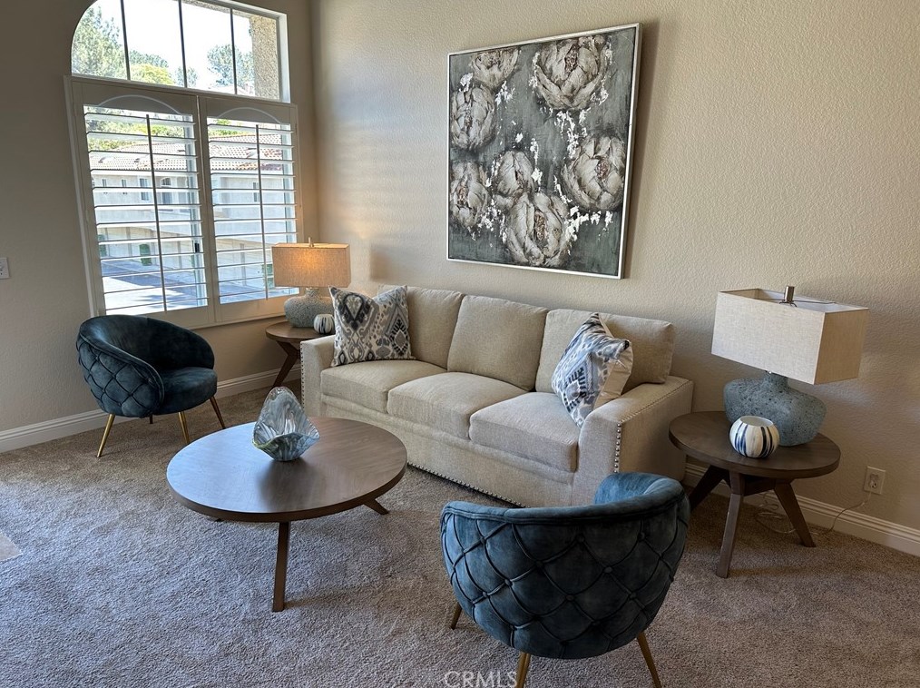 19 Whippoorwill Ln, Laguna Beach, CA 92656-1854