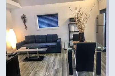 214 Walnut Avenue, Huntington Beach, CA 92648 - Photo 6