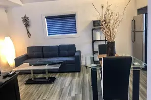 214 Walnut Ave, Huntington Beach, CA 92648 - Photo 6