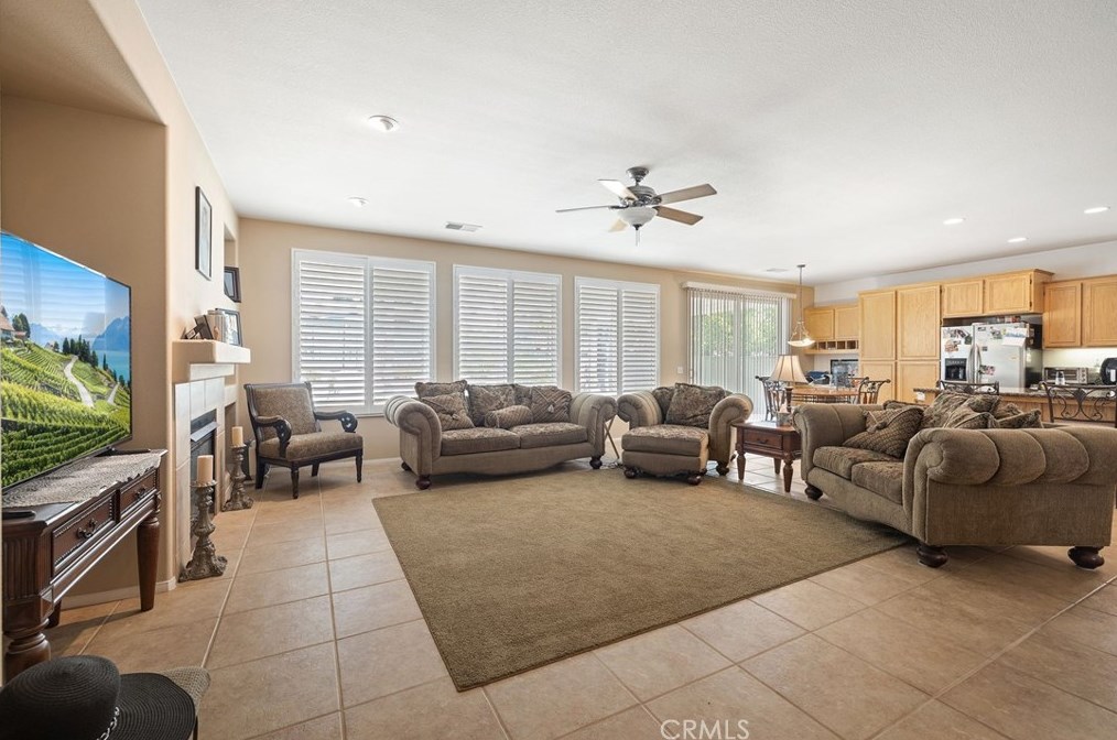 1420 Desert Star Dr, Beaumont, CA 92223