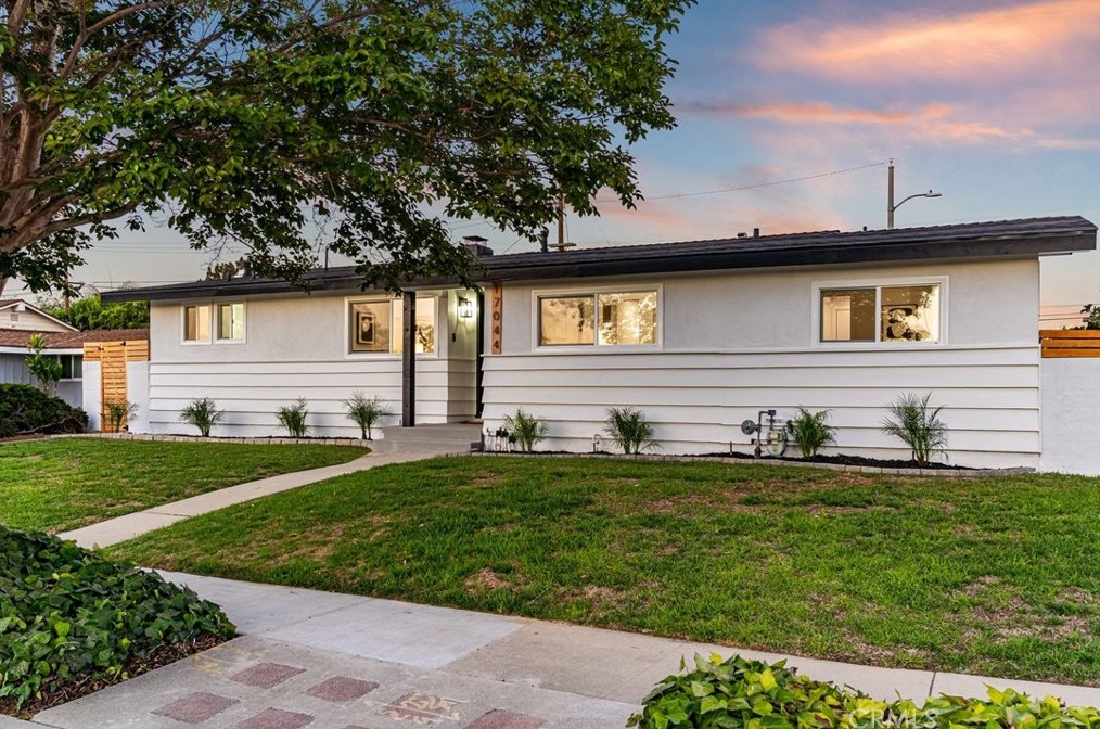 17044 Spinning Ave, Torrance, CA 90504