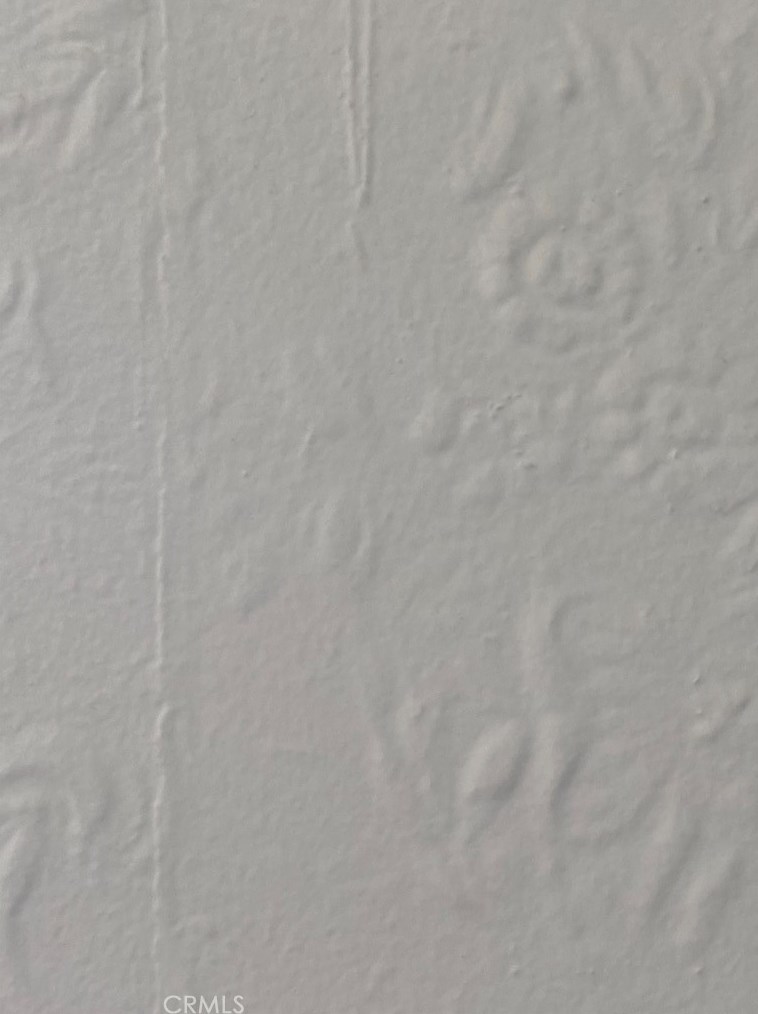 1335 Redondo Blvd, Los Angeles CA  90019-2826 exterior