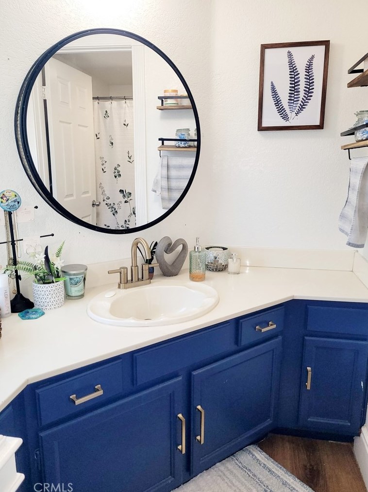 11374 Dogwood Ct, Fontana CA  92337-2738 exterior