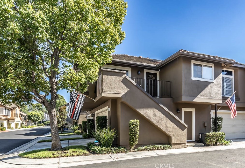 8099 E Oak Ridge Circle, Anaheim, CA 92808
