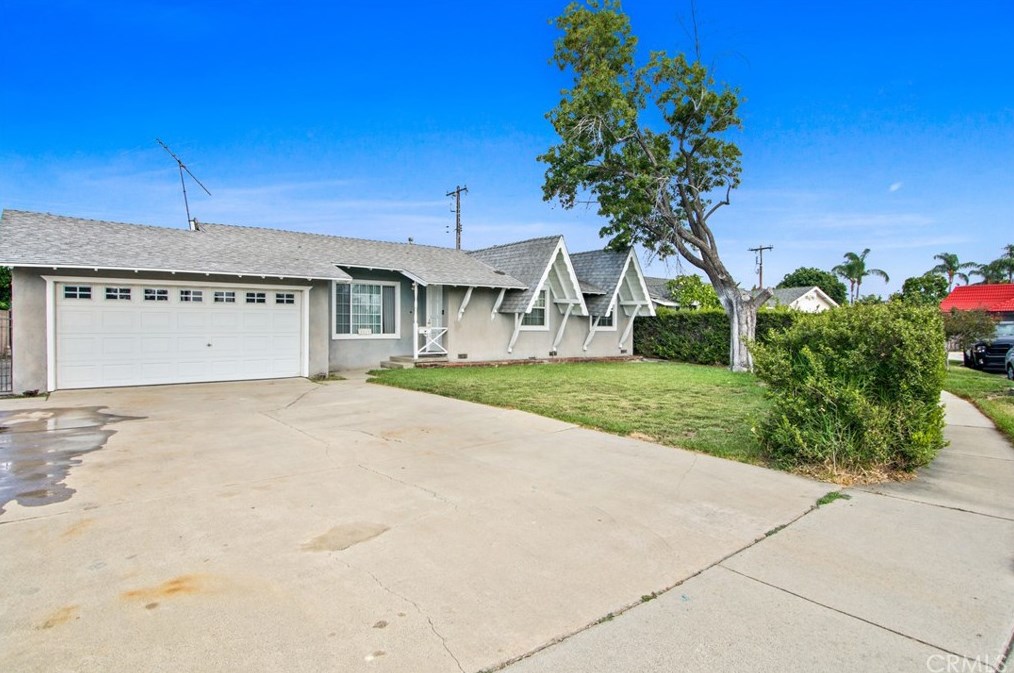 2213 Francisquito Ave, West Covina, CA 91790-5601