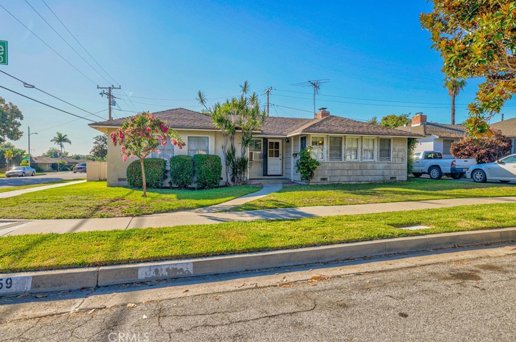 8459 Edmaru Ave, Whittier, CA 90605