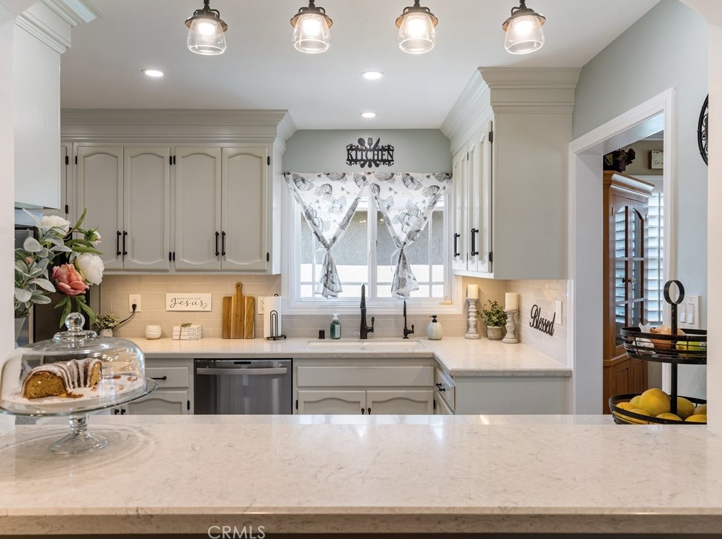 4817 Woodruff Ave, Lakewood, CA 90713