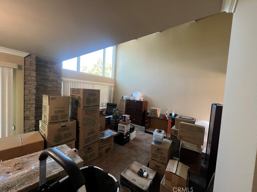 17621 San Roque Ln, Huntington Beach, CA 92647-6642