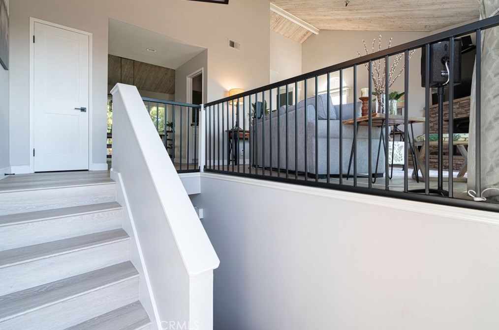 2175 Pacific Ave, Costa Mesa, CA 92627-4885