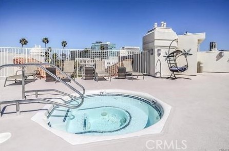 620 Gramercy Pl, Los Angeles CA  90004-1702 exterior