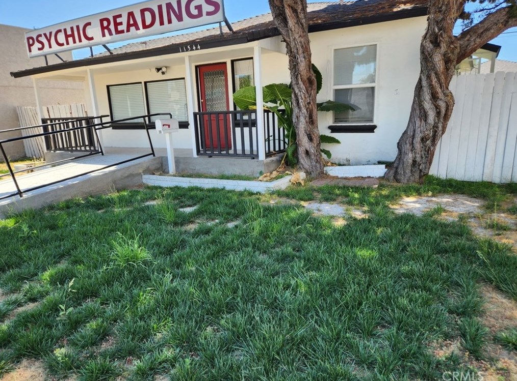 11544 Rosecrans Ave, Norwalk, CA 90650-3802