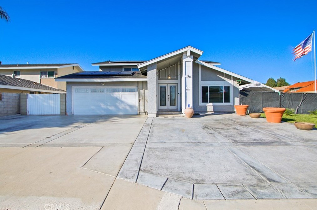 2117 W Palais Rd, Anaheim, CA 92804