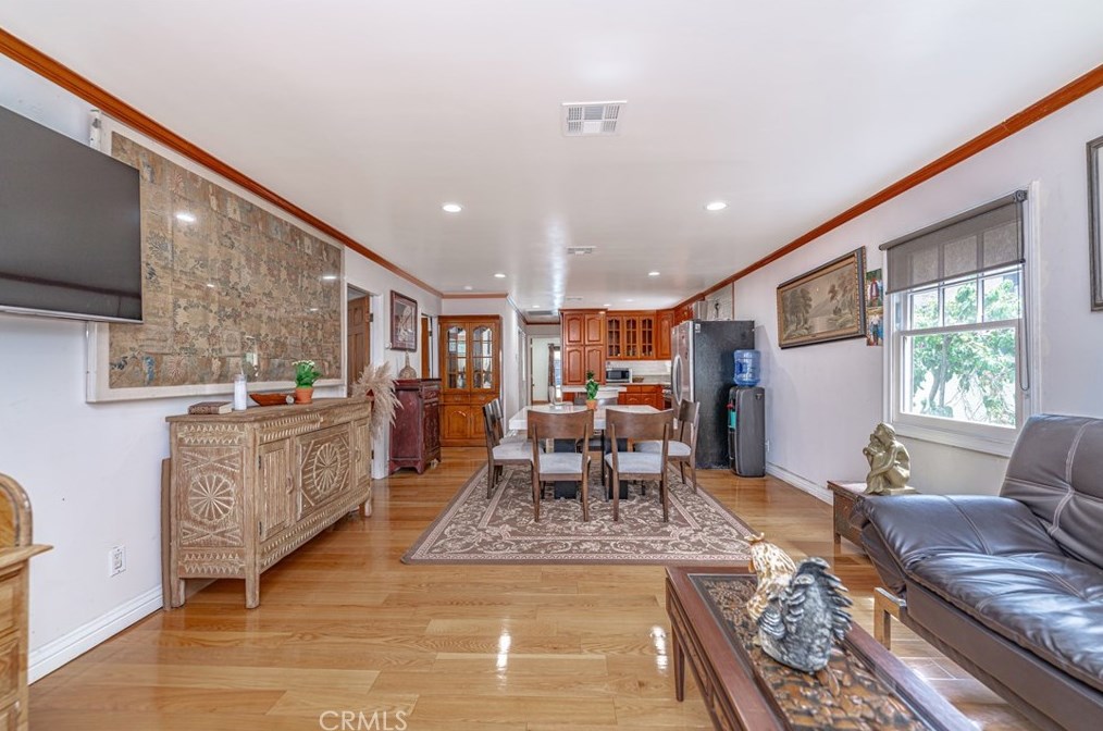 2412 Glover Pl, Los Angeles, CA 90031-1160