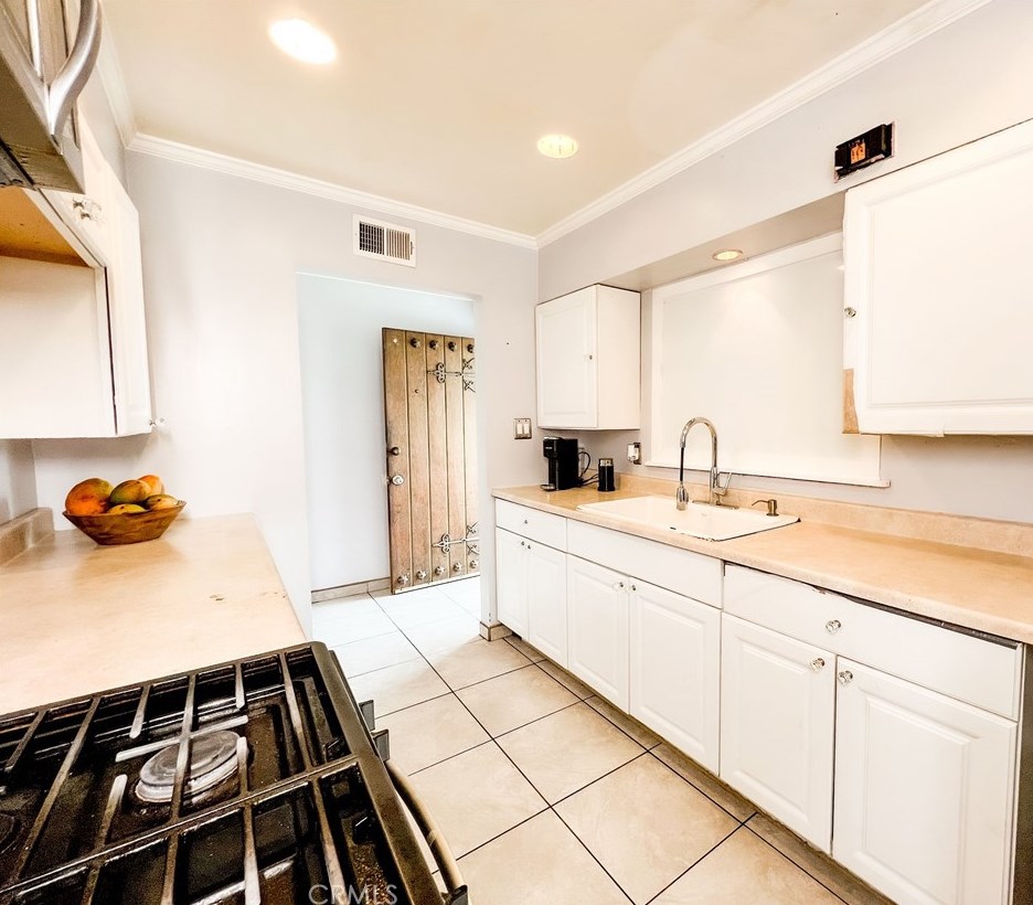 10443 Geraldine Rd, Garden Grove, CA 92840