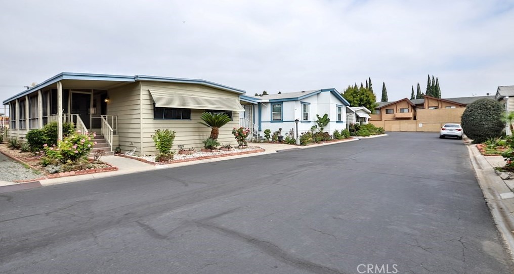 8200 Bolsa Ave #183, Midway City, CA 92655