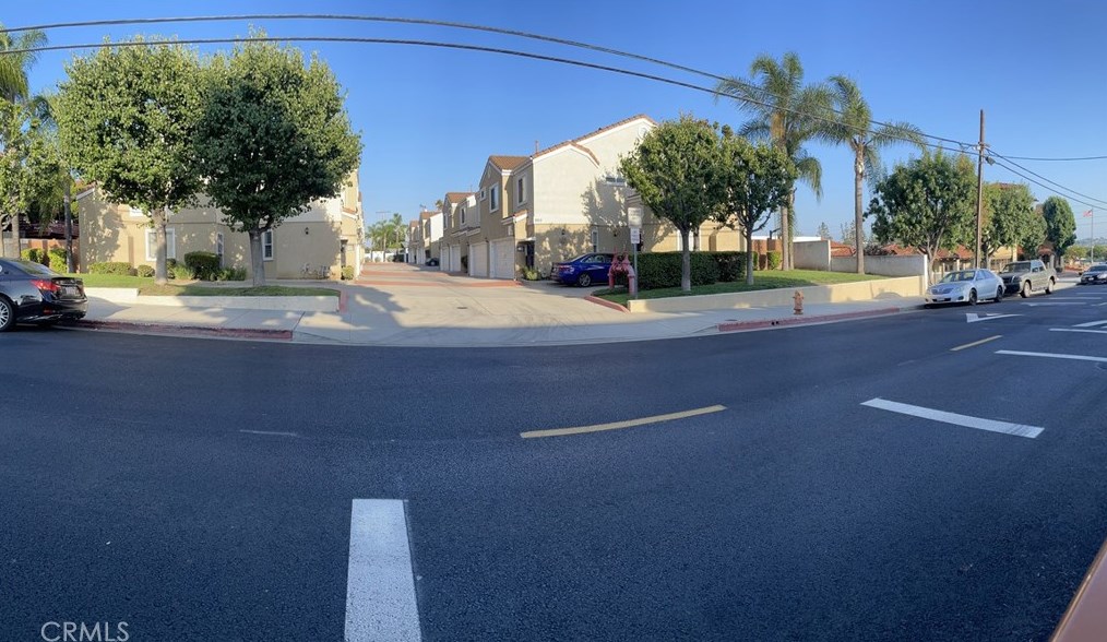 924 Walnut St #15, La Habra, CA 90631