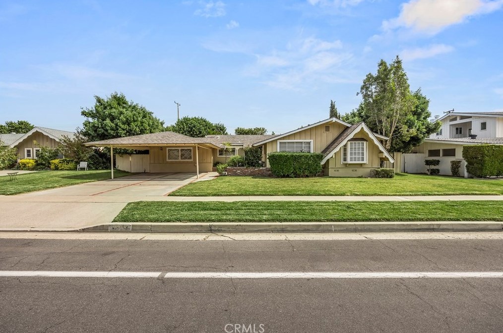 12942 Browning Ave, Santa Ana, CA 92705-3480