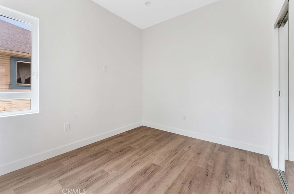 4559 18th St, Los Angeles CA  90019-5843 exterior