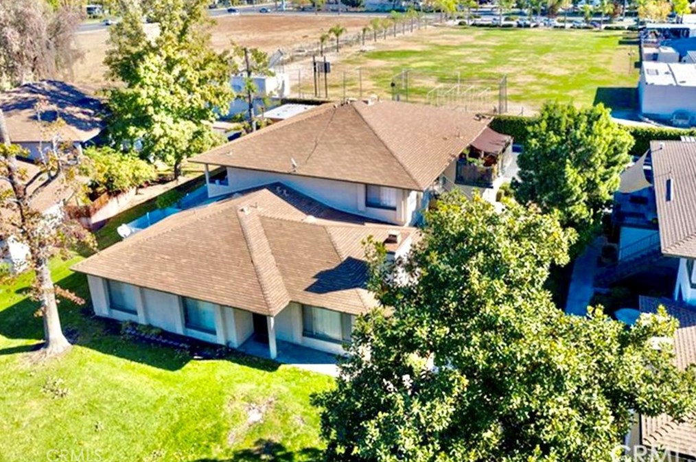 1218 Oxford Dr, Redlands, CA 92374