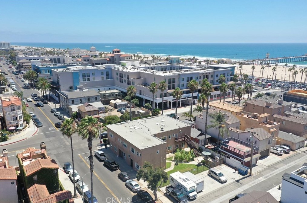 123 6th St, Huntington Beach, CA 92648-5002