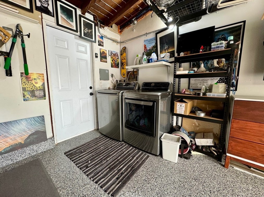 2510 Larchmont Ave, Santa Ana CA  92706-2019 exterior
