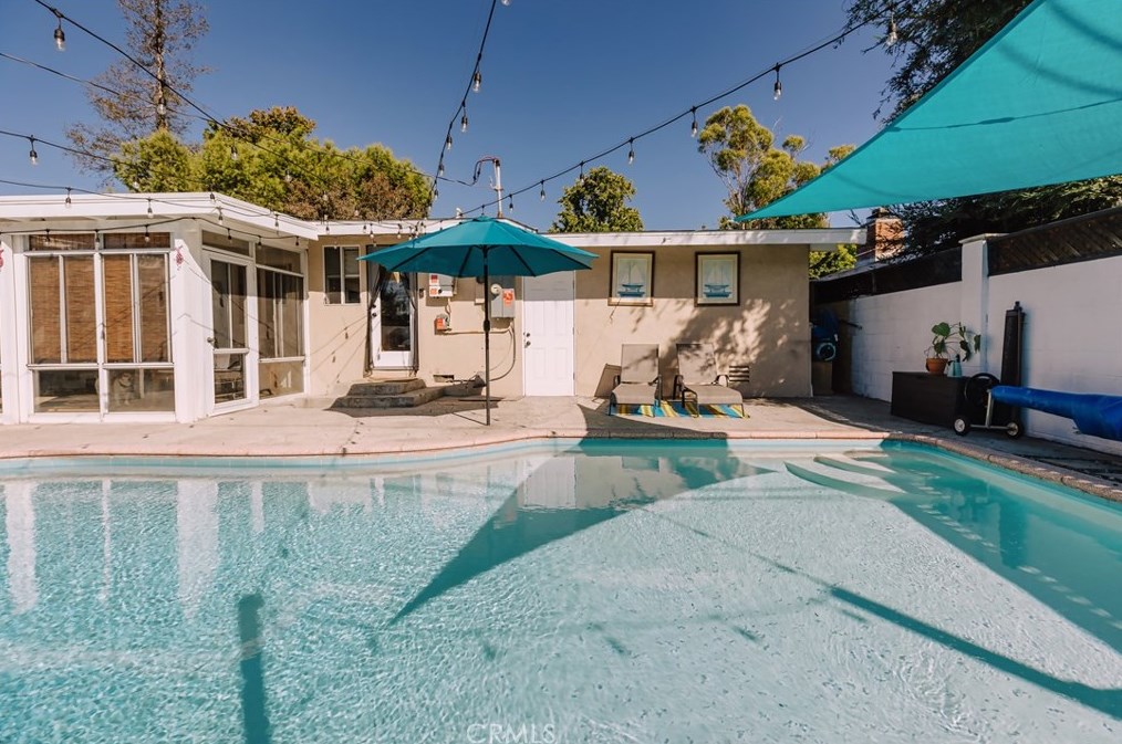 2510 Larchmont Ave, Santa Ana CA  92706-2019 exterior