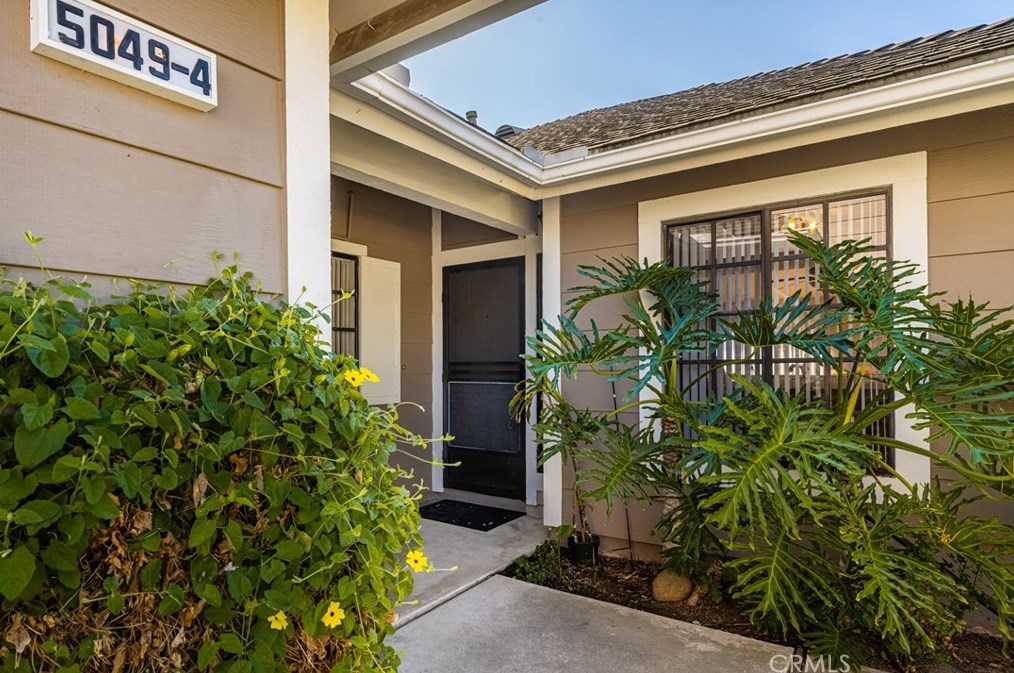 5049 E Almond Ave #4, Orange, CA 92869