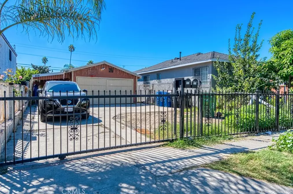 808 111th Dr, Los Angeles CA  90059-1533 exterior