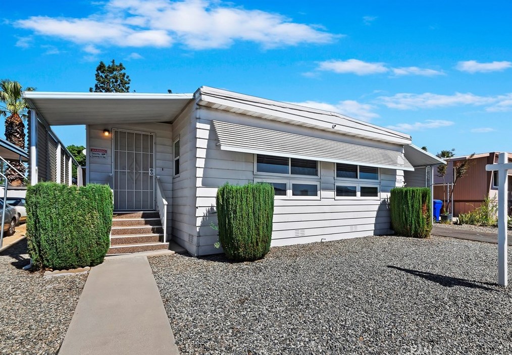 43 Round Table, Riverside, CA 92507