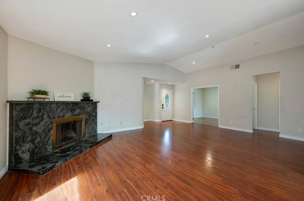 4616 Golden Ridge Dr, Corona CA  92880-9412 exterior