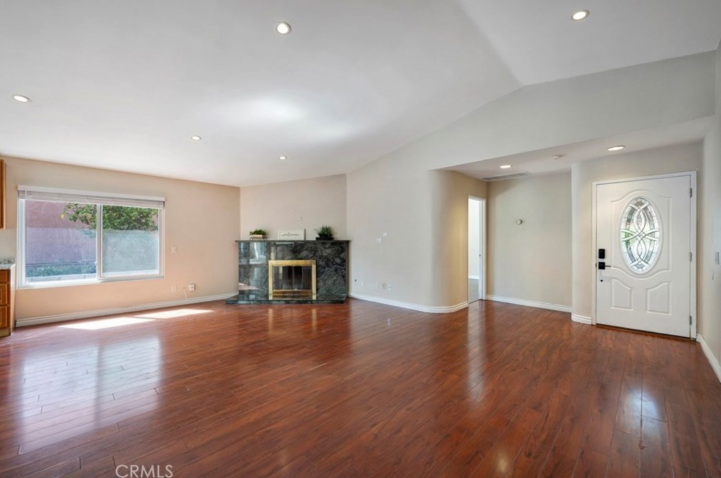 4616 Golden Ridge Dr, Corona CA  92880-9412 exterior
