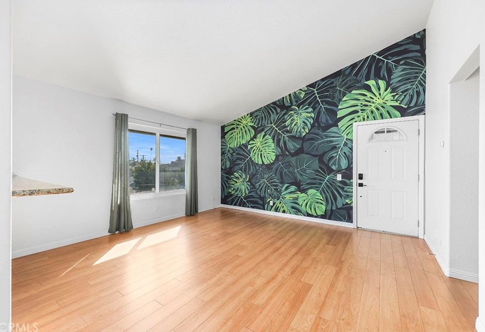 1637 E 5th St #304, Long Beach, CA 90802