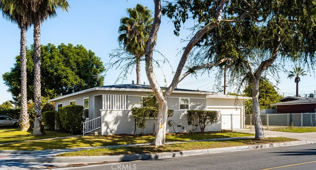 303 N Fairmont St, Orange, CA 92868