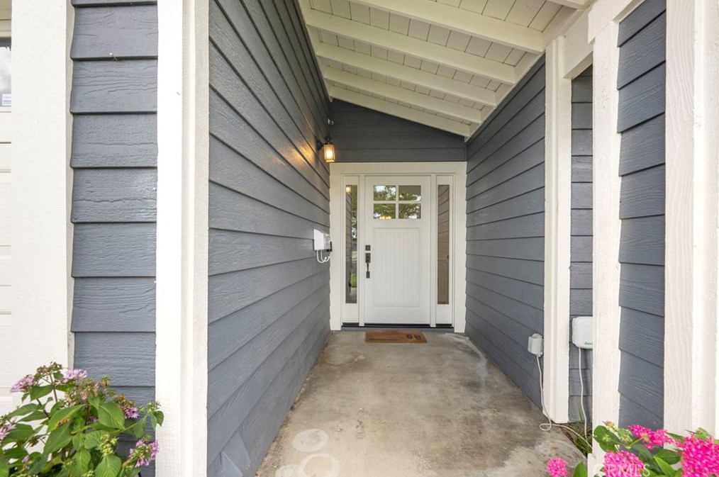 19361 Weakfish Ln, Huntington Beach, CA 92646-2830