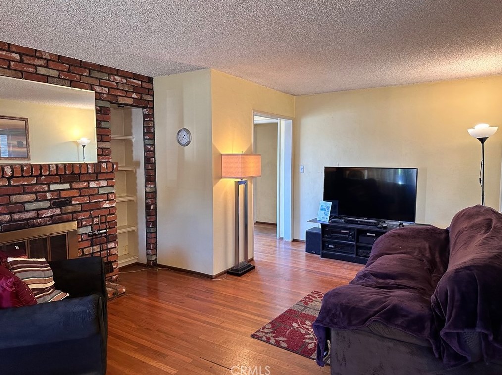 5973 Lakewood Blvd, Lakewood, CA 90712