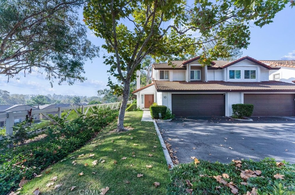 10 Briar Creek Ln, Laguna Beach, CA 92653-6064