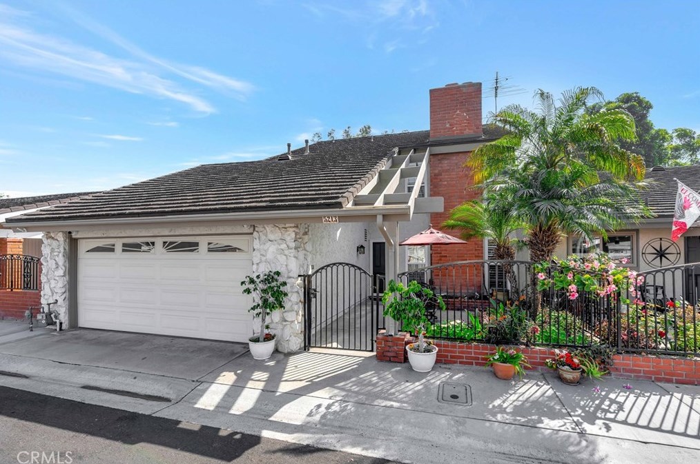 5213 Piccadilly Cir, Westminster, CA 92683