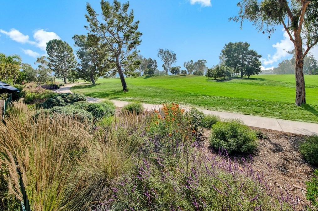 113 The Masters Cir, Costa Mesa, CA 92627
