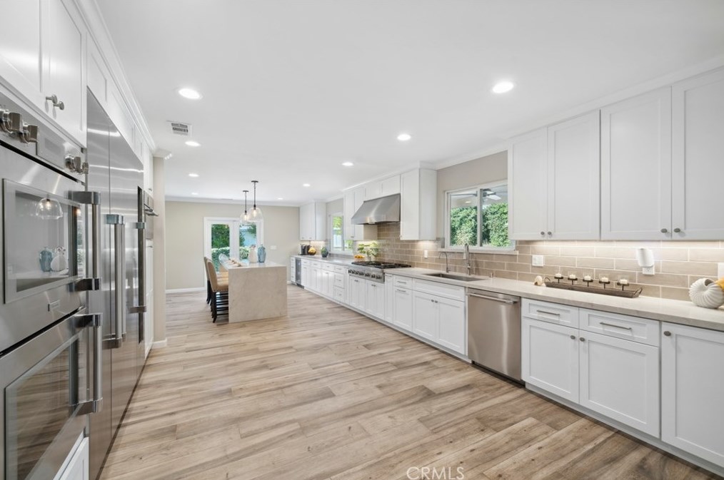 19041 Country Club Ln, Yorba Linda, CA 92886-4206