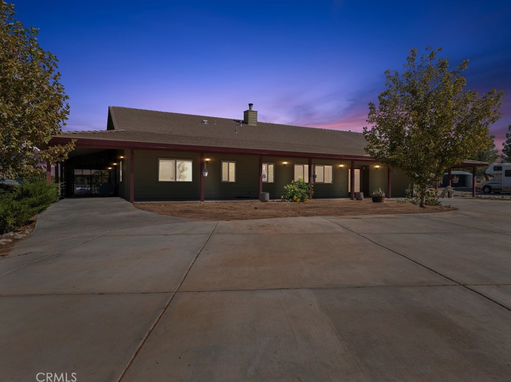 23170 Via Seco St, Apple Valley, CA 92308