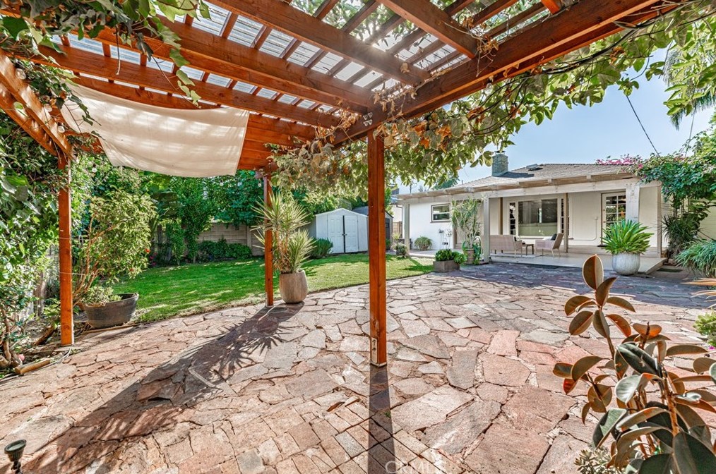 18031 Welby Way, Los Angeles CA  91335-5642 exterior