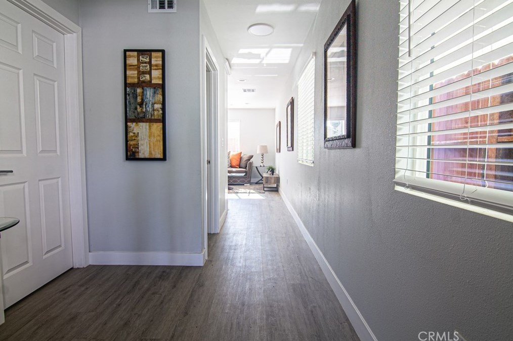 2014 Piru St, Compton CA  90222-3525 exterior