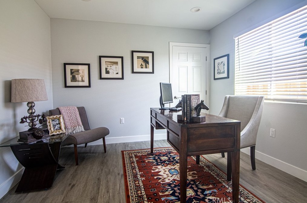 2014 Piru St, Compton CA  90222-3525 exterior