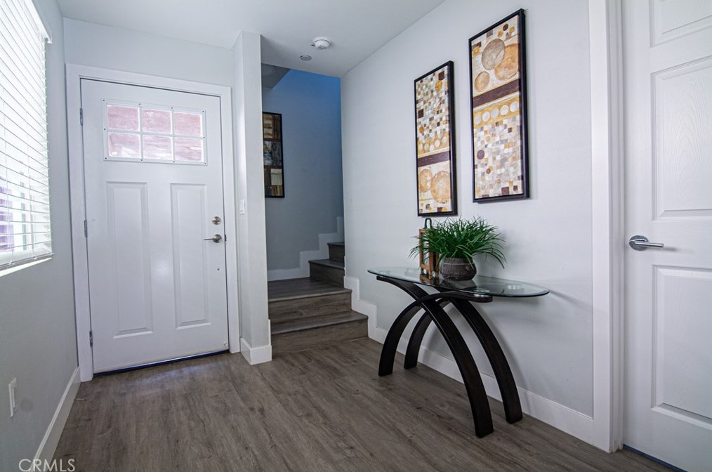 2014 Piru St, Compton CA  90222-3525 exterior