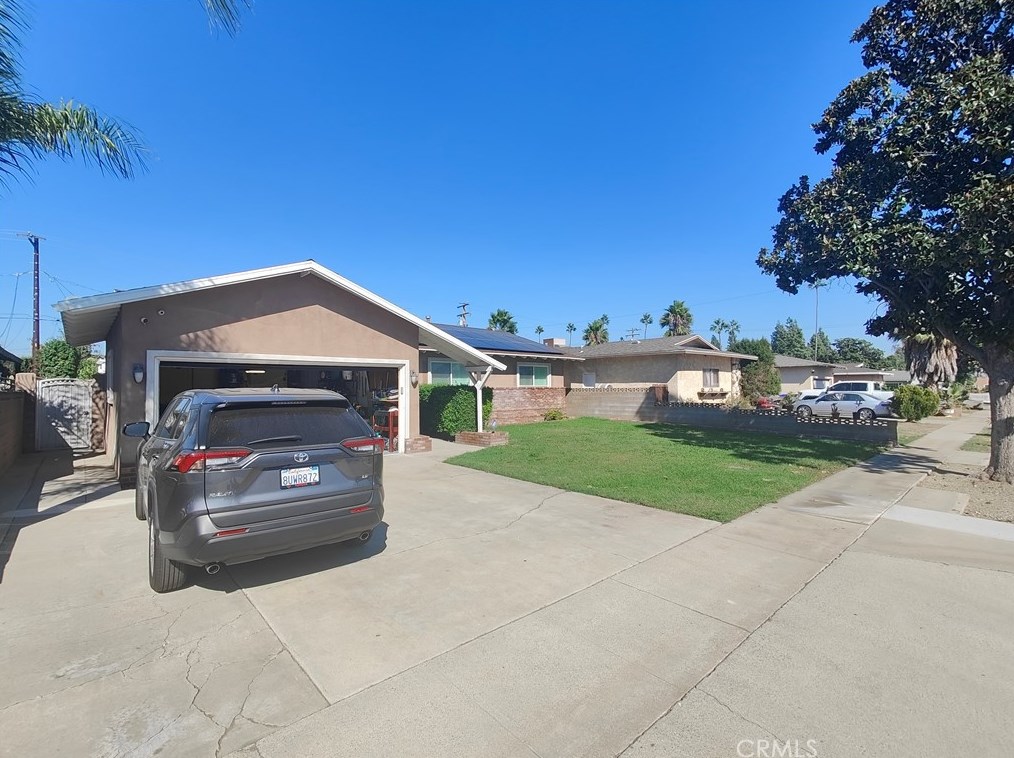17448 Filbert St, Fontana CA  92335-5921 exterior