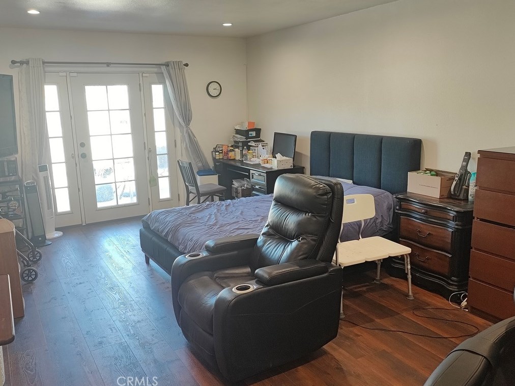 17448 Filbert St, Fontana CA  92335-5921 exterior