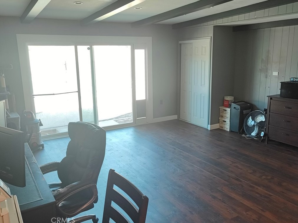 17448 Filbert St, Fontana CA  92335-5921 exterior