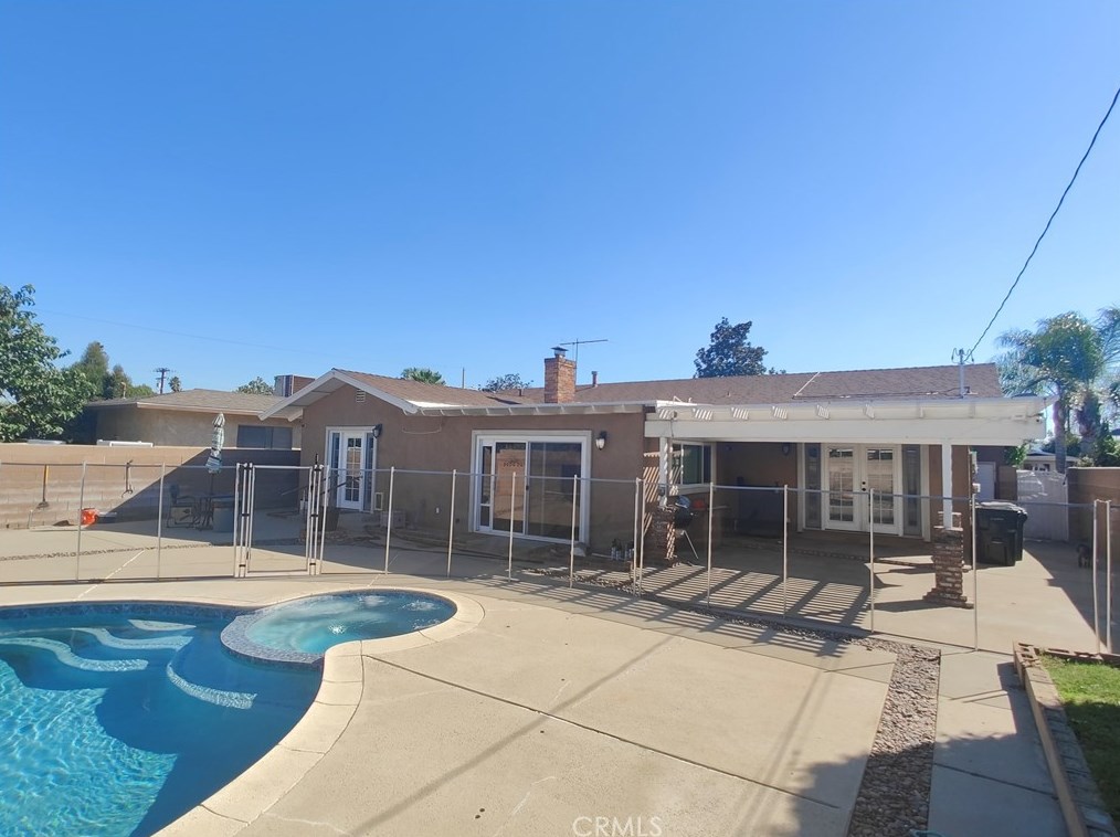 17448 Filbert St, Fontana CA  92335-5921 exterior
