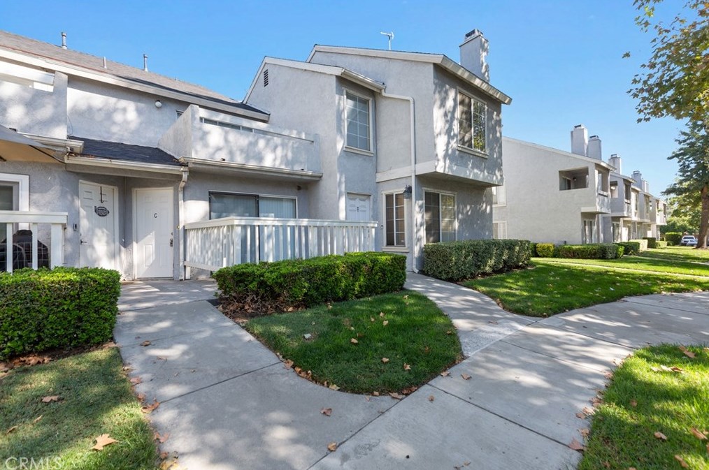 188 W Walnut Ave #c, Rialto, CA 92376