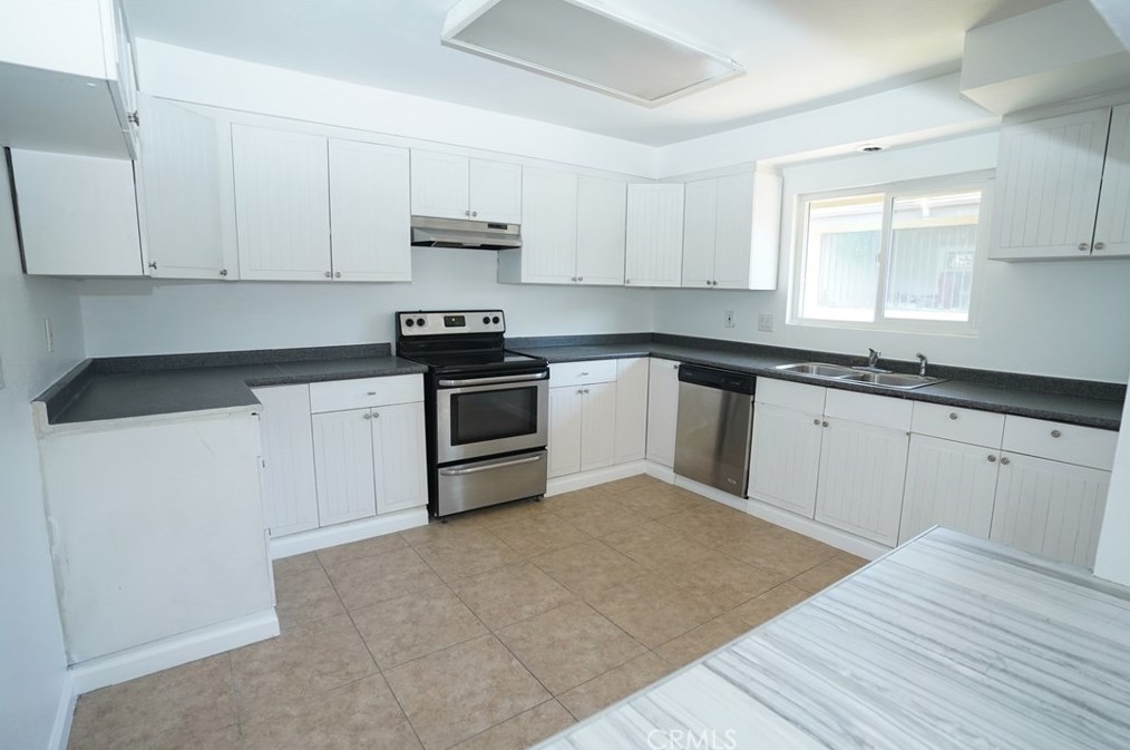 2018 Las Vegas Ave #10, Pomona, CA 91767